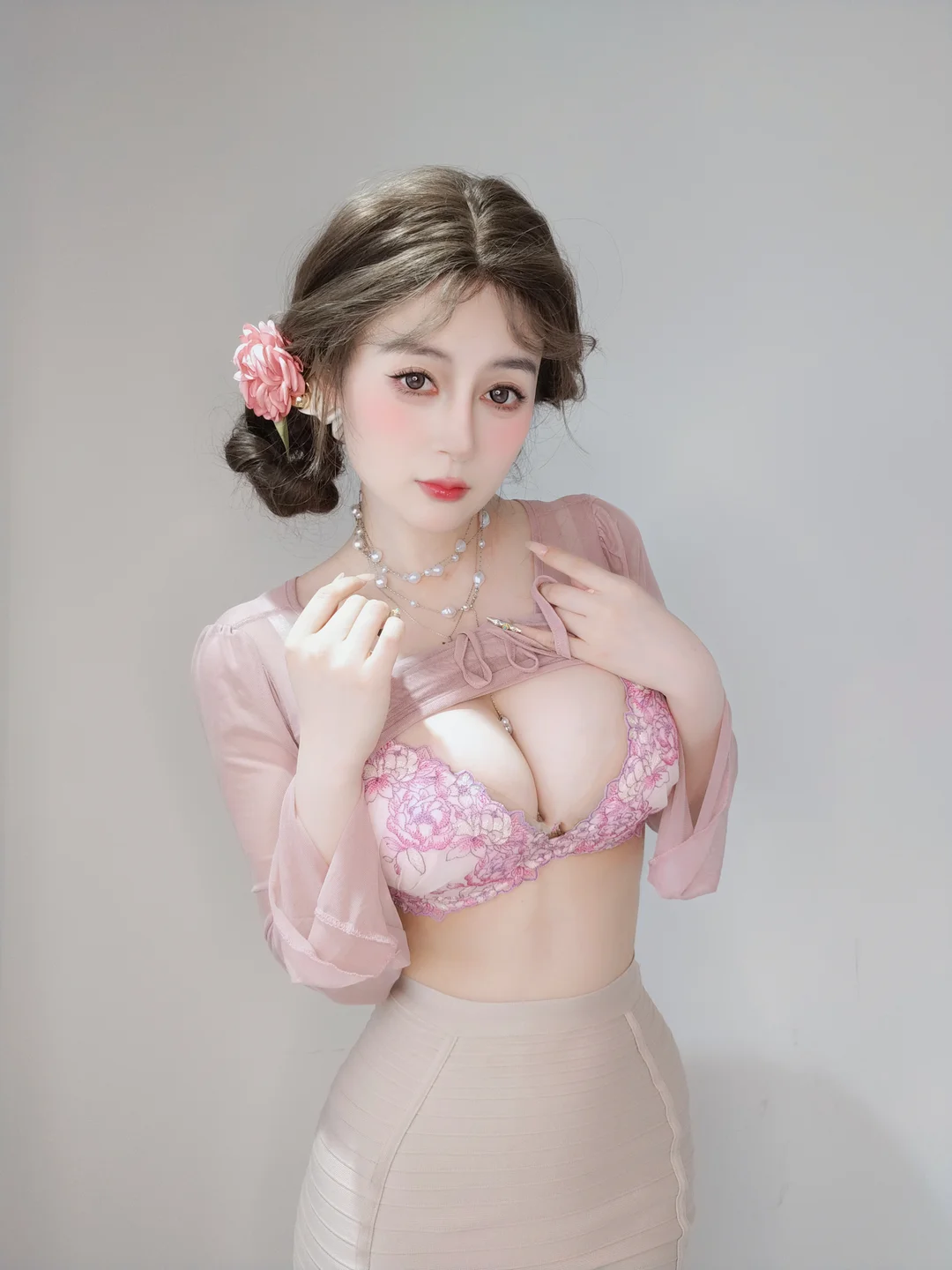 白银81 - 24年12月会员合集 (15套) [102P,5V-567MB] tg@simisebaisi 【丝足阁】003.webp